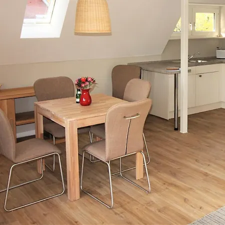 Stadtwohnung Zur Grossen Buche * Leer